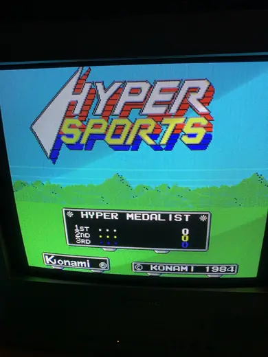 Platine Hyper Sports am Testmonitor